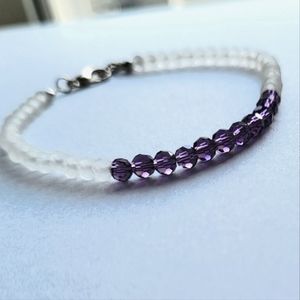 Color block minimalist beaded stacking bracelet